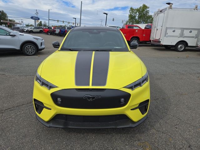 2025 Ford Mustang Mach-E GT - Photo 7