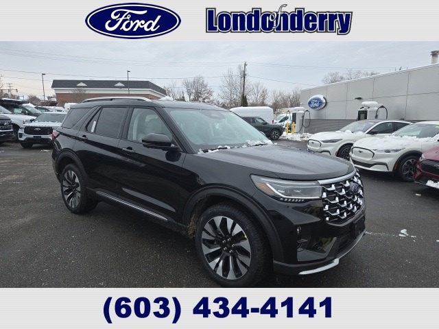 2026 Ford Explorer Platinum's photo