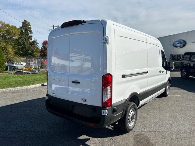 2024 Ford Transit photo 3