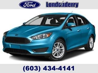 2016 Ford Focus Sedan SE's photo