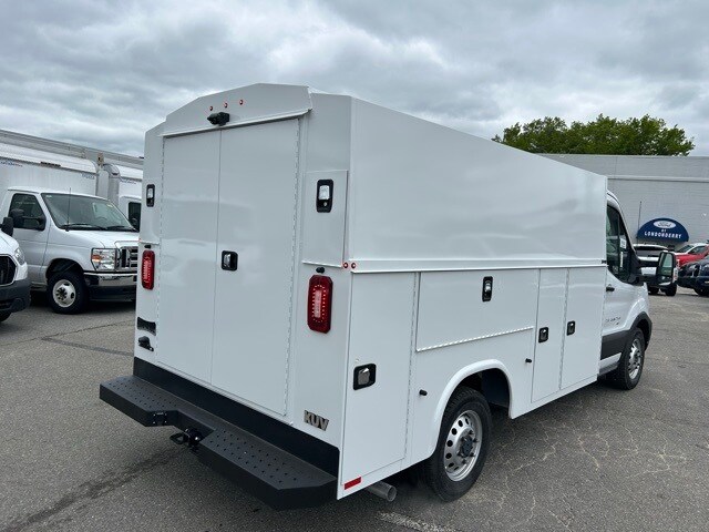 2024 Ford Transit photo 3