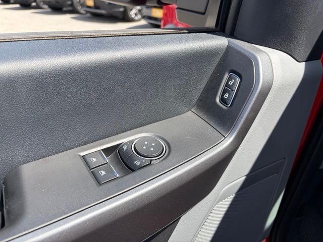 2026 Ford F-550 Super Duty Chassis Cab XLT - Photo 18