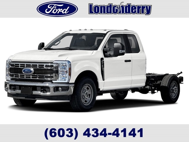 2026 Ford F-350 Super Duty Chassis Cab XL's photo