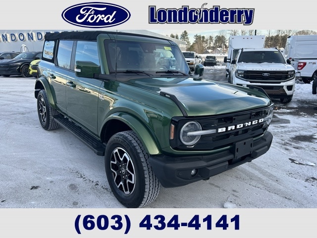 2022 Ford Bronco 4-Door Outer Banks's photo