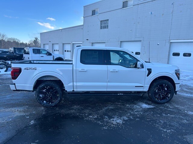 2025 Ford F-150 Lariat photo 2