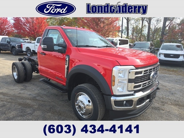 2026 Ford F-550 Super Duty Chassis Cab XL's photo