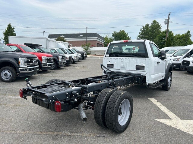 2024 Ford F-550 XL photo 3