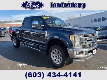 2017 Ford F-250 Lariat Truck Crew Cab