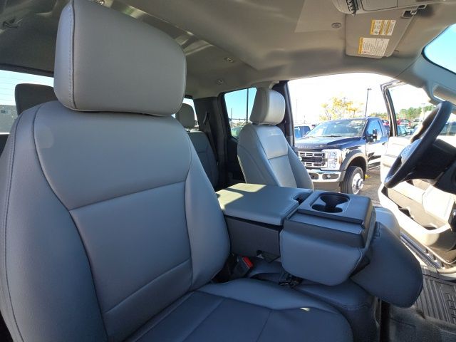 2026 Ford F-250 Super Duty XL - Photo 37