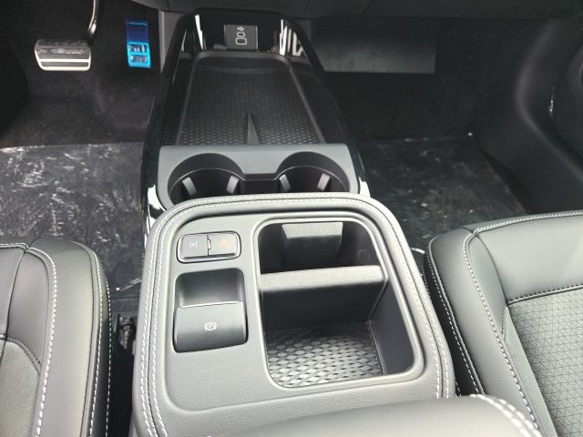 2025 Ford Mustang Mach-E GT - Photo 15