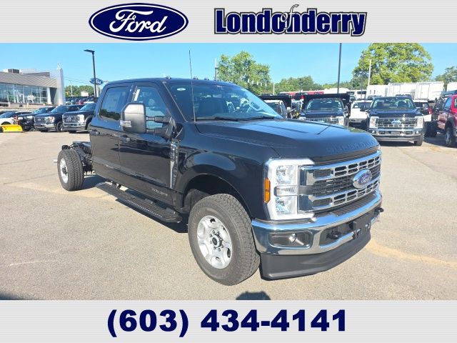2026 Ford F-350 Chassis