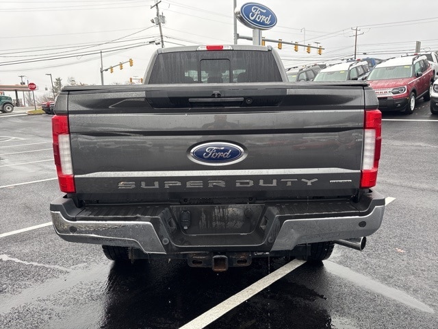 2017 Ford F-250 Lariat photo 4