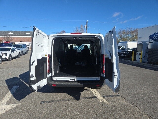 2026 Ford Transit photo 4