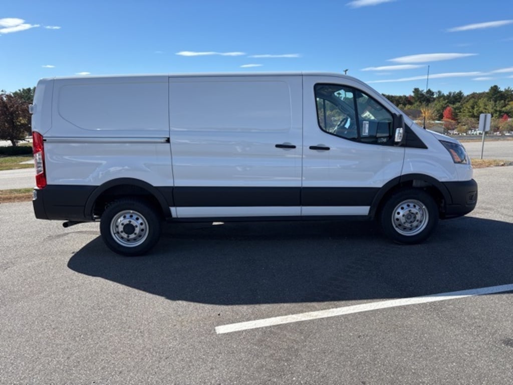 New 2025 Ford Transit-250 Cargo Low Roof 130" Wheelbase Van Low Roof Van