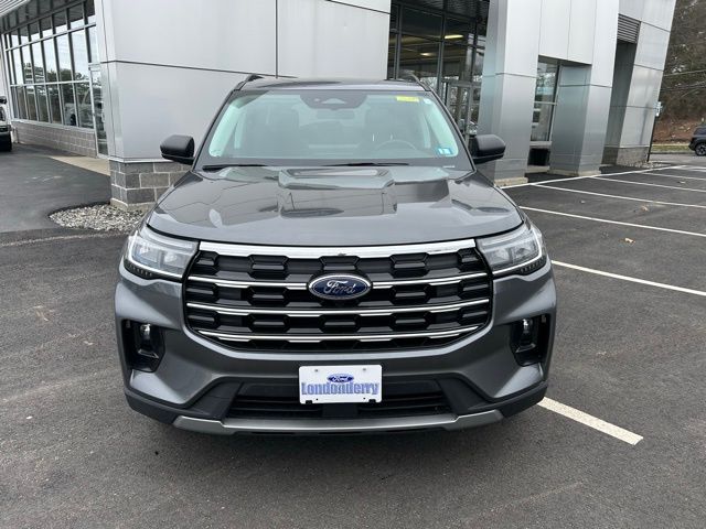 2026 Ford Explorer Active - Photo 8