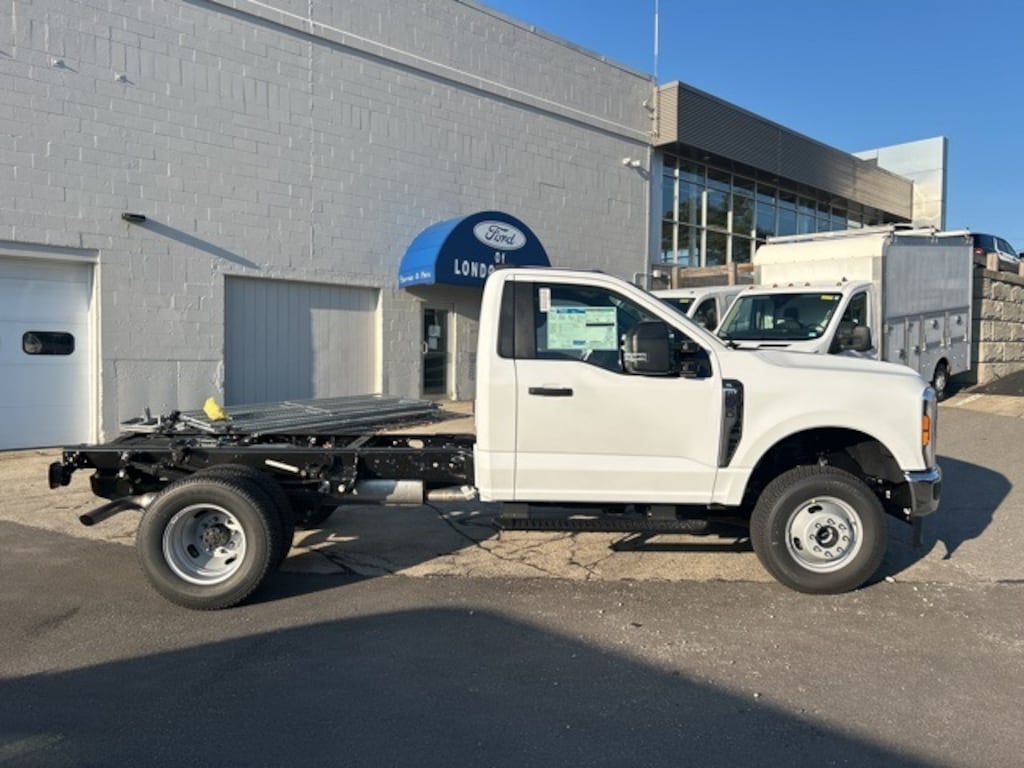 New 2026 Ford F-350 Chassis XL Truck Regular Cab