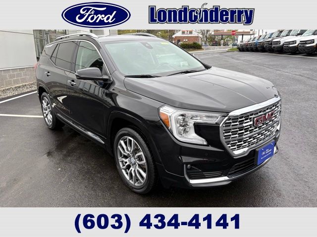 2024 GMC Terrain Denali AWD's photo