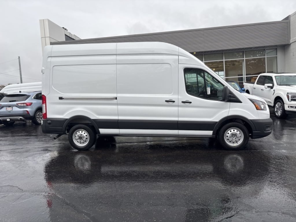 New 2026 Ford Transit-250 Cargo High Roof 148" Wheelbase Van High Roof Van