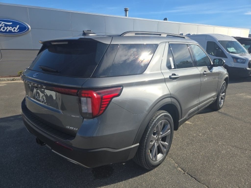 New 2026 Ford Explorer Active SUV