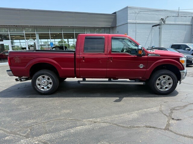 2016 Ford F-350 Lariat photo 2