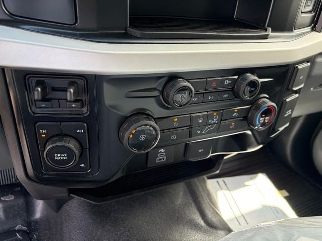 2026 Ford F-550 Super Duty Chassis Cab XLT - Photo 25