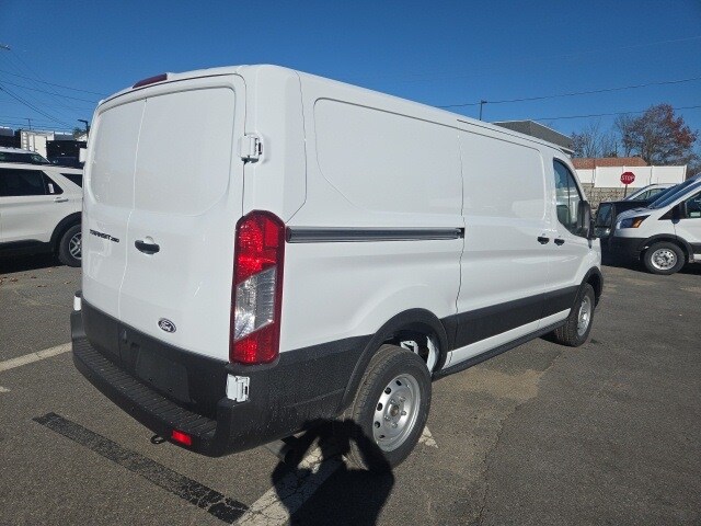 2026 Ford Transit photo 3