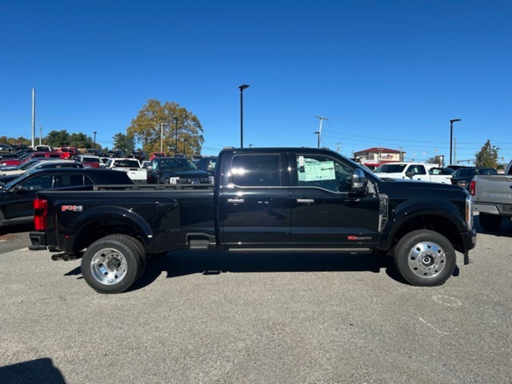New 2026 Ford F-450 Platinum Truck Crew Cab