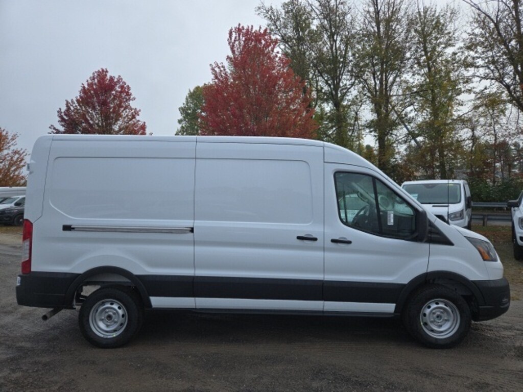 New 2026 Ford Transit-250 Cargo Medium Roof 148" Wheelbase Van Medium Roof Van