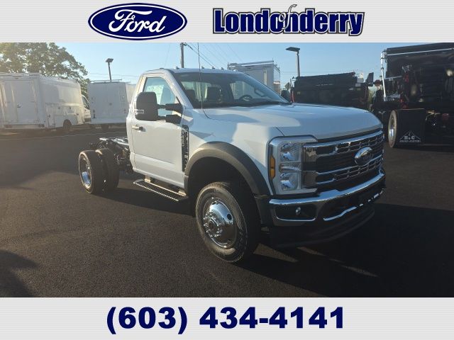 2026 Ford F-450 Chassis Truck Regular Cab 