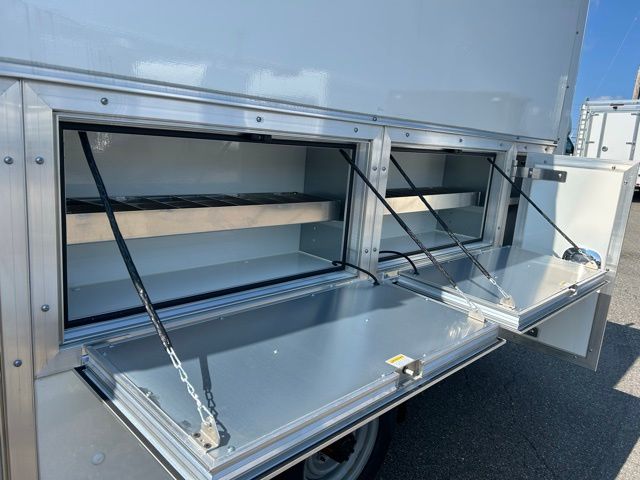 2026 Ford E-Series Cutaway Base - Photo 11