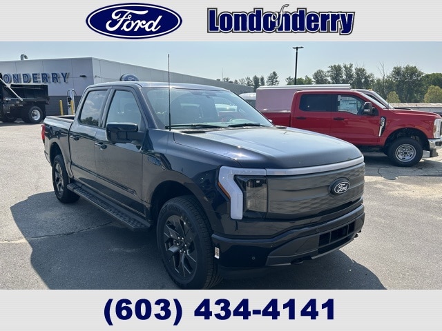 2025 Ford F-150 Lightning Lariat's photo