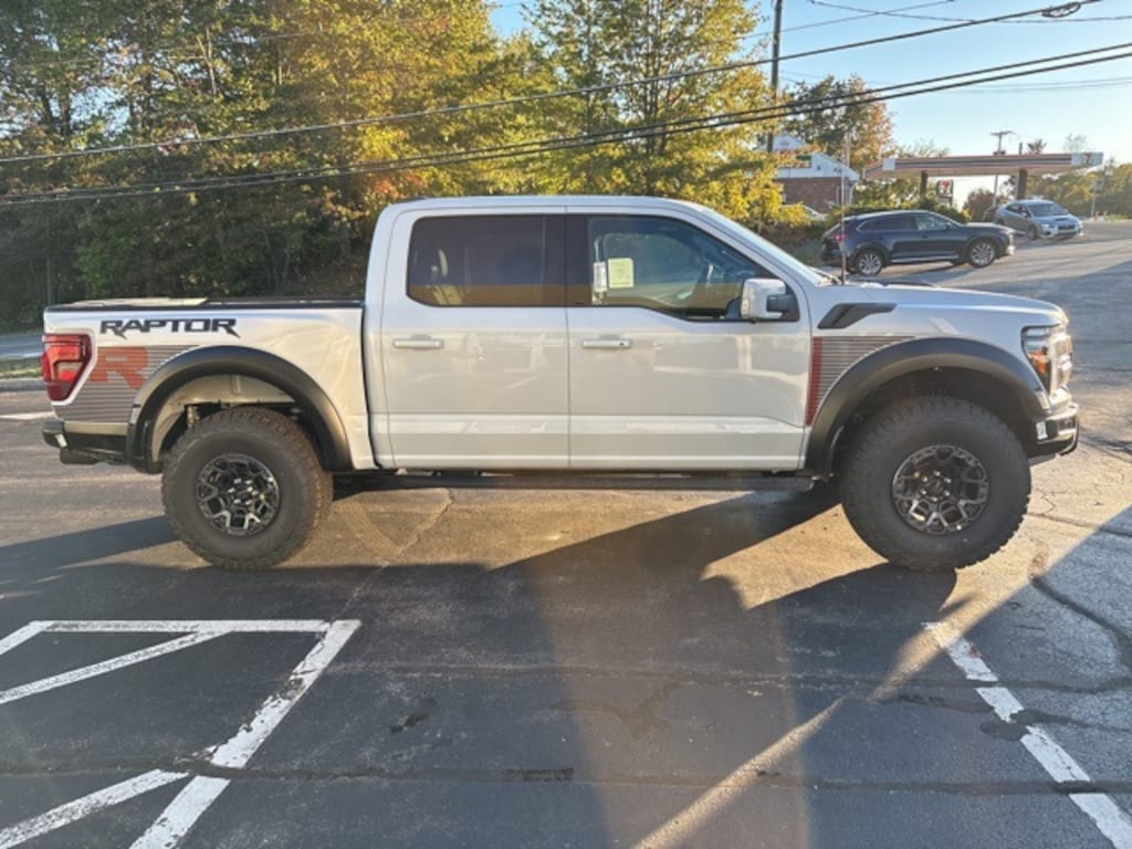 New 2025 Ford F-150 Raptor R Truck SuperCrew Cab