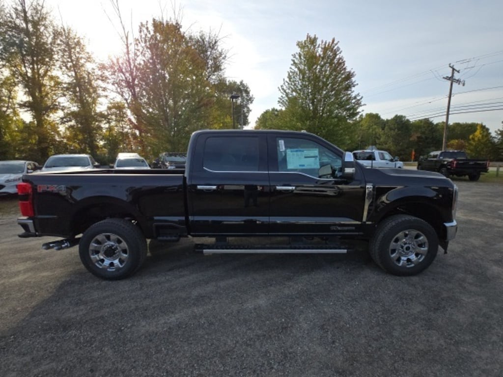 New 2026 Ford F-350 Lariat Truck Crew Cab