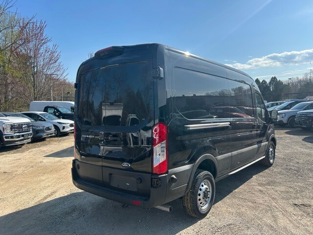 2025 Ford Transit photo 3