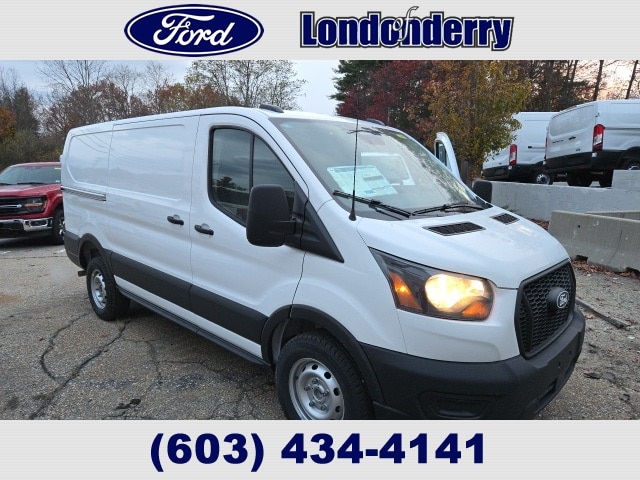 2026 Ford Transit Van Base's photo