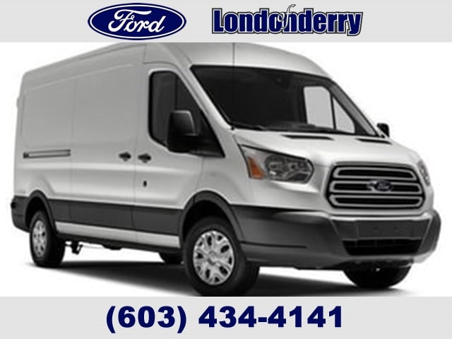 2015 Ford Transit Base's photo
