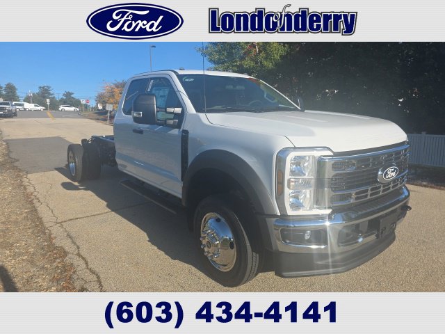 2027 Ford F-550 Chassis