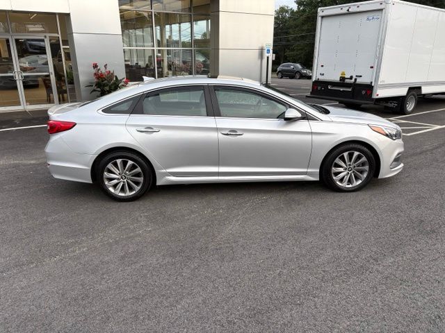 Used 2017 Hyundai Sonata Sport with VIN 5NPE34AF6HH569747 for sale in Londonderry, NH