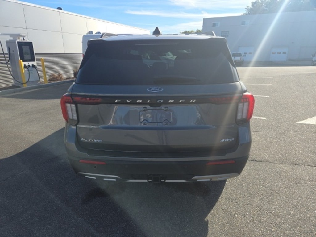 New 2026 Ford Explorer Active SUV
