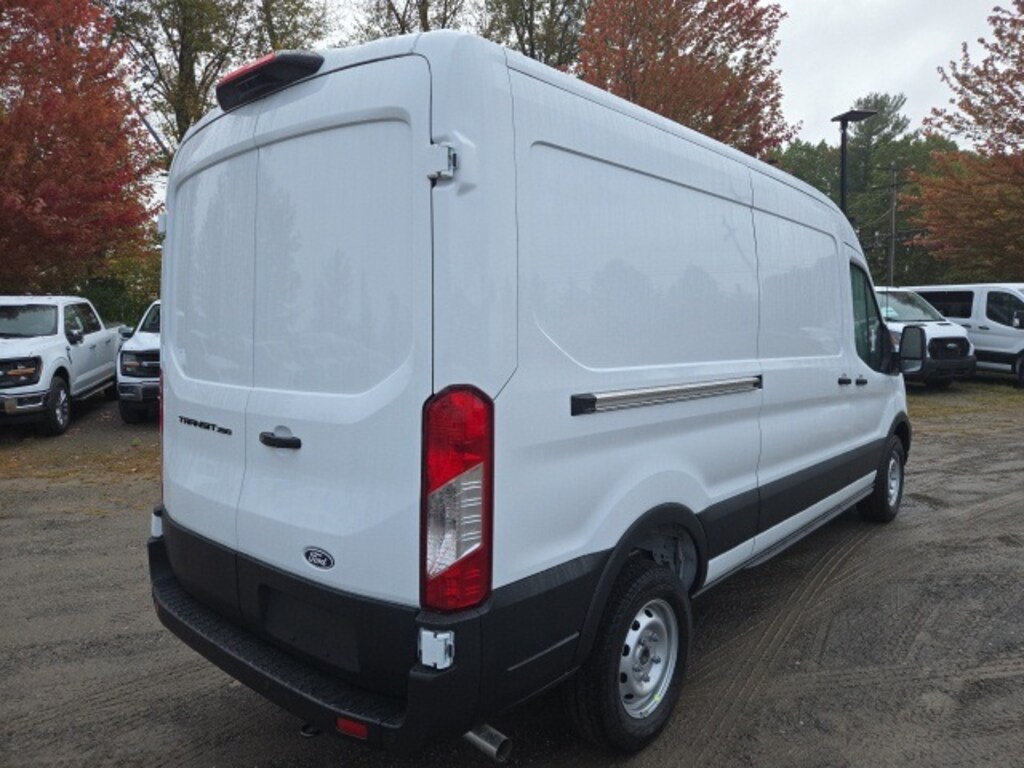 New 2026 Ford Transit-250 Cargo Medium Roof 148" Wheelbase Van Medium Roof Van
