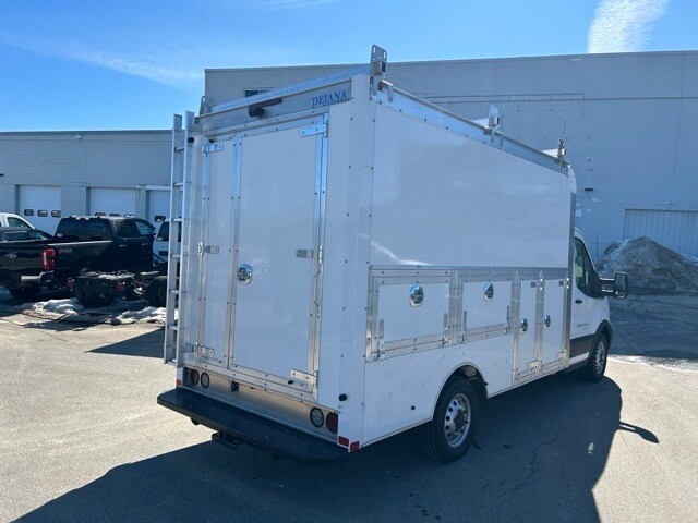 2024 Ford Transit photo 3