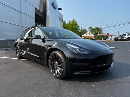 2022 Tesla Model 3 Performance Sedan