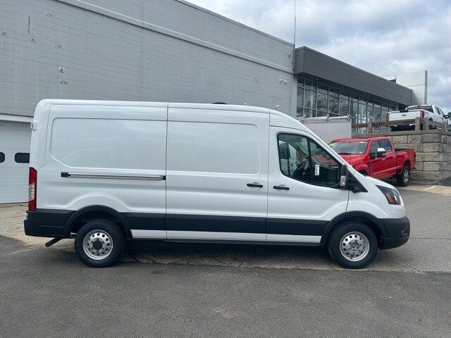 2025 Ford Transit photo 2