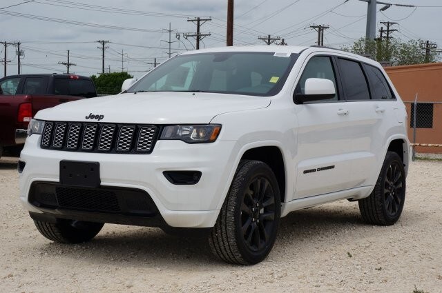 Used 2019 Jeep Grand Cherokee Altitude with VIN 1C4RJEAG0KC717092 for sale in Cleburne, TX