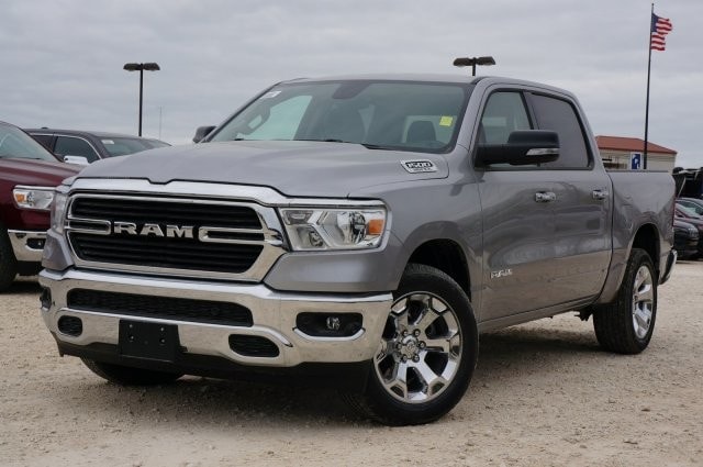 Used 2019 RAM Ram 1500 Pickup Big Horn/Lone Star with VIN 1C6RREFT5KN769537 for sale in Cleburne, TX