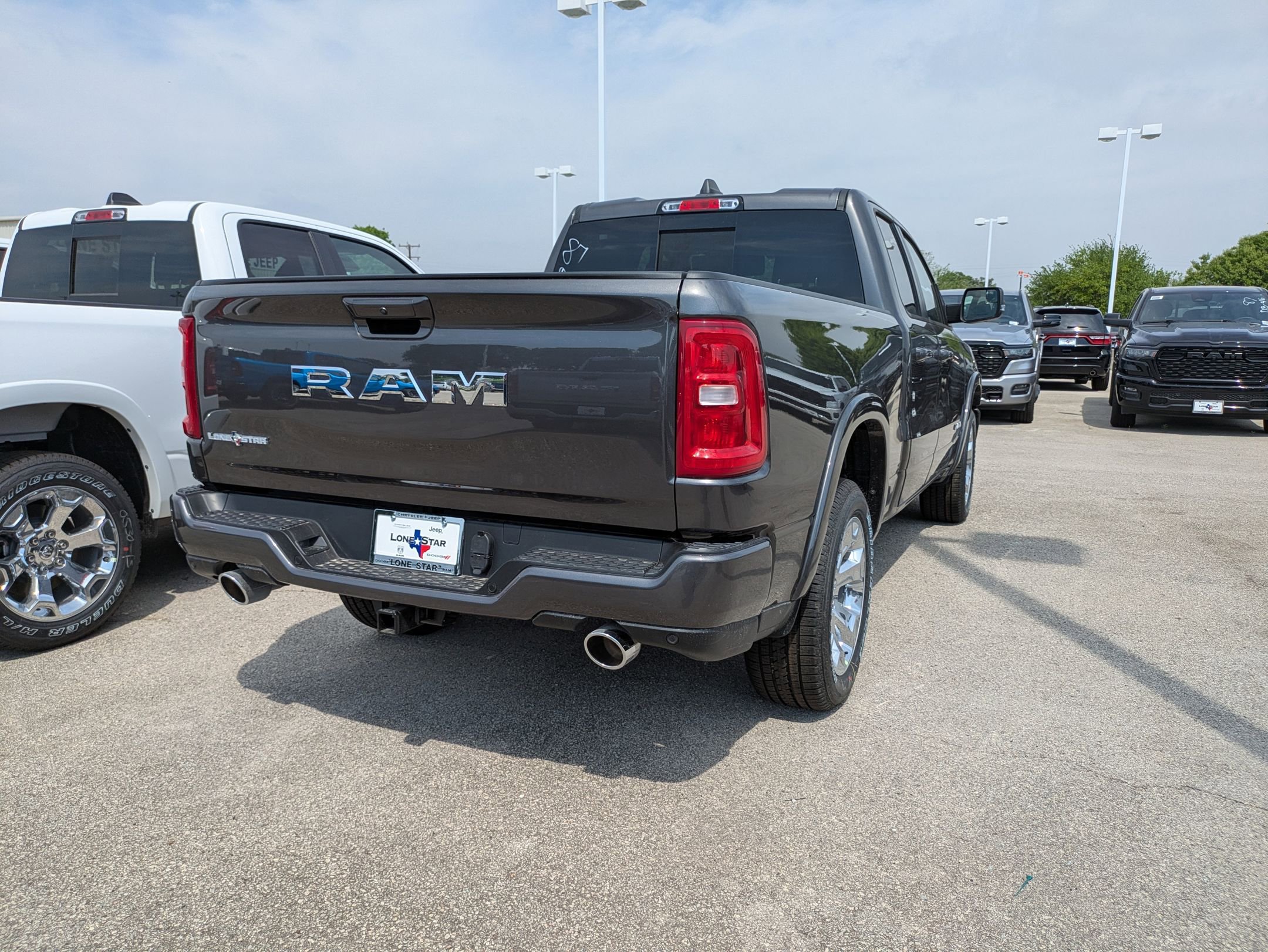2025 Ram 1500 Lone Star photo 3