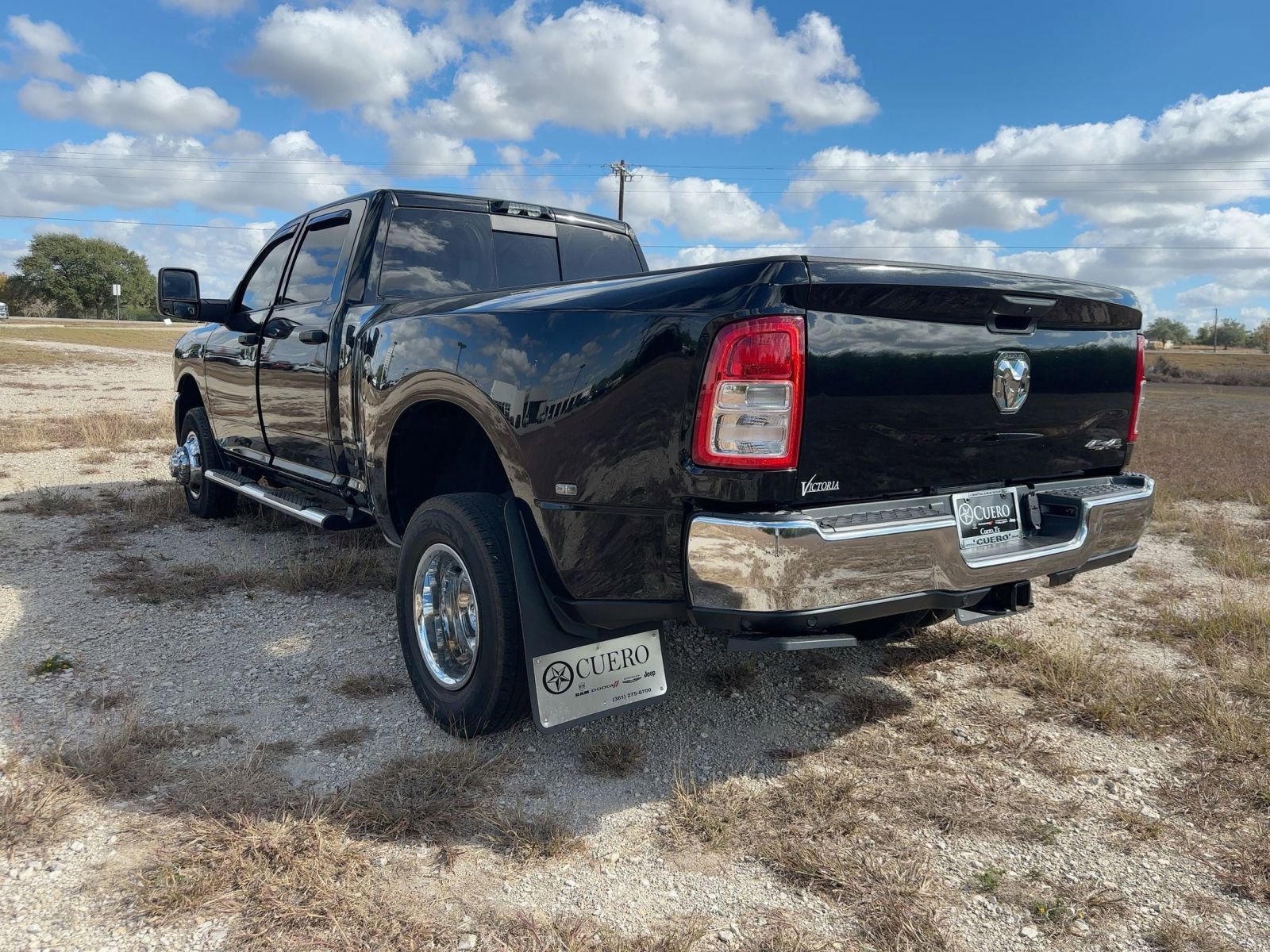 2024 Ram 3500 Tradesman photo 3