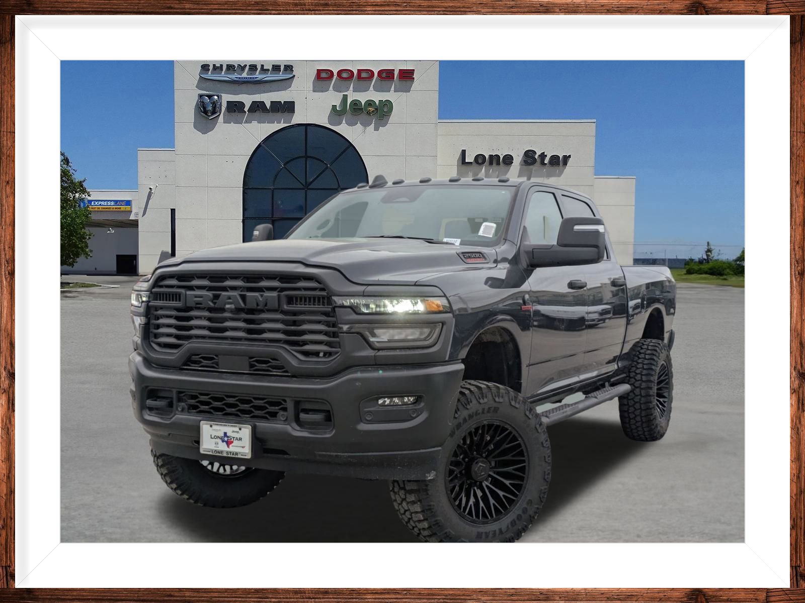 2026 Ram 2500 TRADESMAN CREW CAB 4X4 6'4 BOX Pickup