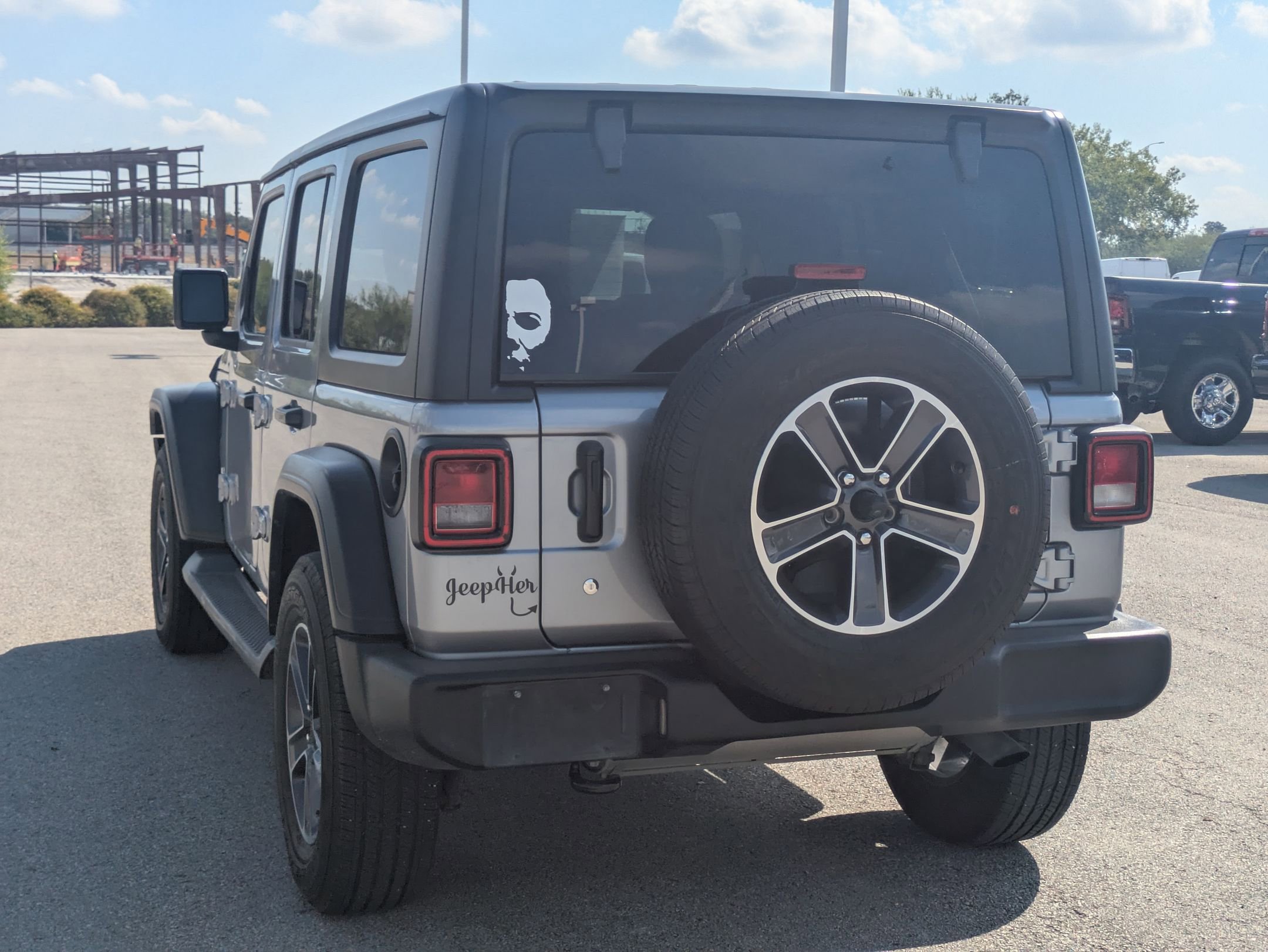 2019 Jeep Wrangler Sport S photo 3