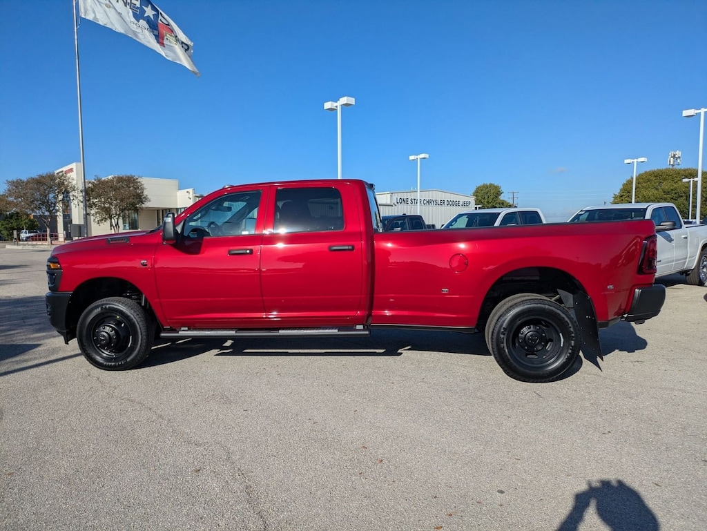 New 2026 Ram 3500 TRADESMAN CREW CAB 4X4 8' BOX Pickup